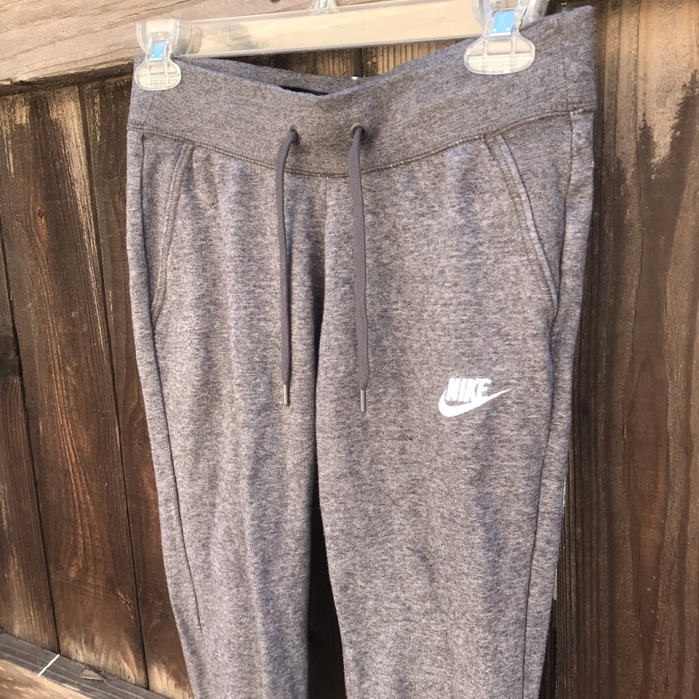 Grey Nike sweatpants
